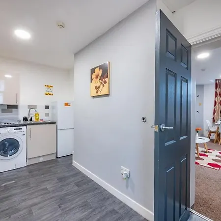 *f18gh* For Relaxed & Cosy Stay/free Parking/wifi Daire *