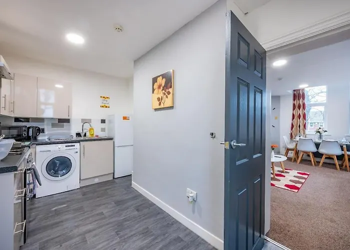 *f18gh* For Relaxed & Cosy Stay/free Parking/wifi Апартаменти *