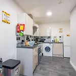Appartement *f18gh* For Relaxed & Cosy Stay/free Parking/wifi *
